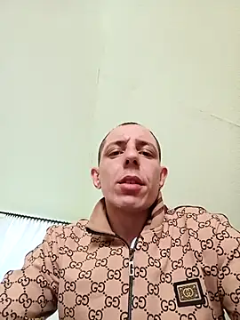 Snapshot of Hugo1993 chatting on 04-03-26, 02:48 Hugo1993 online show from 04-03-26, 02:48