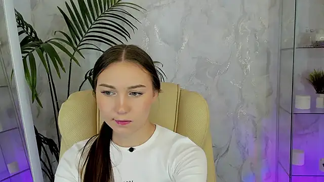 OliviaLang online show from 03-04-26, 11:16