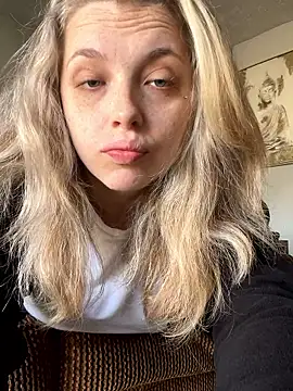 imkhloe online show from 03-09-26, 04:22