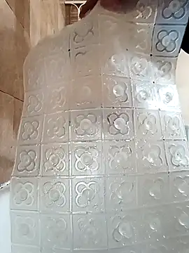 Snapshot of danyelC2 chatting on 03-09-26, 08:24 danyelC2 online show from 03-09-26, 08:24