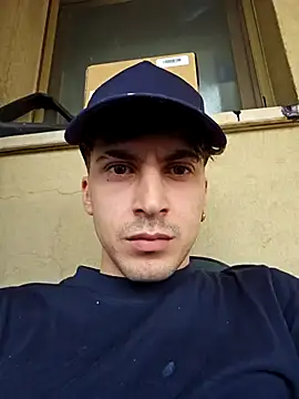 Snapshot of Andreakkkk chatting on 03-04-26, 03:29 Andreakkkk online show from 03-04-26, 03:29