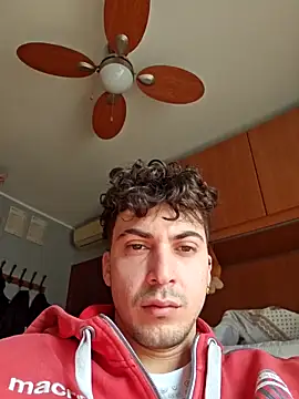 Snapshot of Andreakkkk chatting on 03-08-26, 10:30 Andreakkkk online show from 03-08-26, 10:30