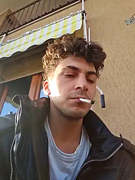 Snapshot of Andreakkkk chatting on 03-13-26, 04:02 Andreakkkk online show from 03-13-26, 04:02