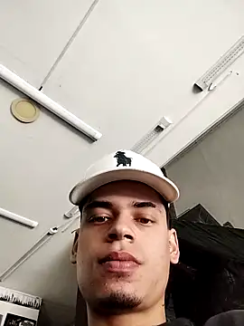 Snapshot of Sccarry chatting on 03-09-26, 03:49 Sccarry online show from 03-09-26, 03:49