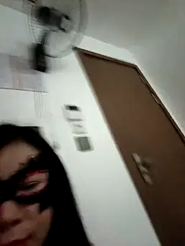 Snapshot of Suka-mon chatting on 03-10-26, 05:07 Suka-mon online show from 03-10-26, 05:07