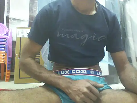 Snapshot of raja_418142 chatting on 03-05-26, 05:31 raja 418142 online show from 03-05-26, 05:31
