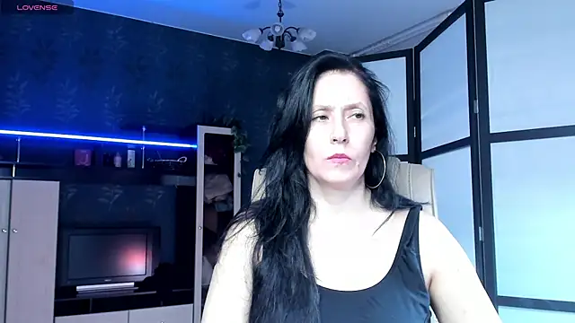 Snapshot of Lucky_Milf chatting on 07-06-26, 05:04 Lucky Milf online show from 07-06-26, 05:04