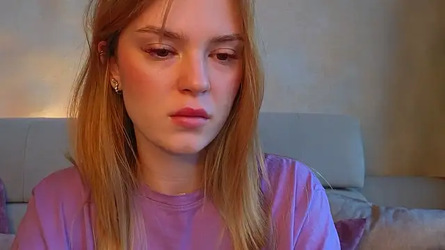 cyberl0ve  online show from 03-18-26, 02:53