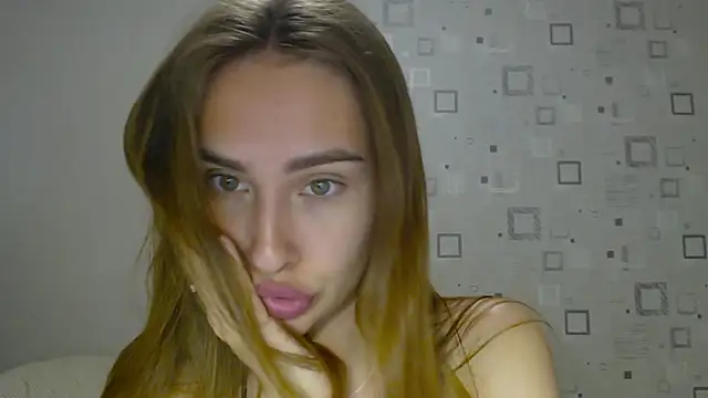 yourameliaa online show from 05-14-26, 05:42