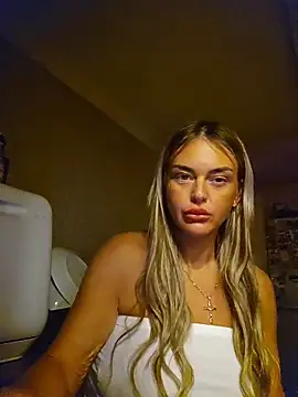 CarmenCapricorn online show from 03-12-26, 07:53