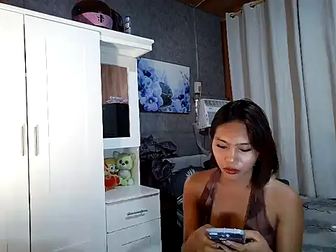 badlexi09 online show from 06-15-26, 07:21