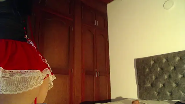 Snapshot of sweetsea_ chatting on 04-02-26, 11:08 sweetsea online show from 04-02-26, 11:08