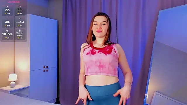 SueWolvin online show from 03-11-26, 05:41