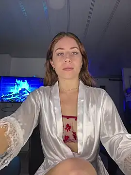 Snapshot of clau_v22 chatting on 03-13-26, 03:02 clau v22 online show from 03-13-26, 03:02