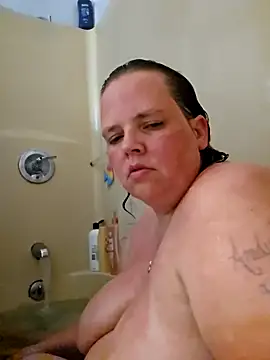 Snapshot of Purplesparkle1 chatting on 04-09-26, 02:33 Purplesparkle1 online show from 04-09-26, 02:33