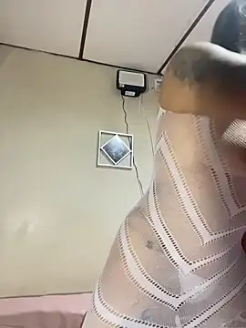 Snapshot of stefanyqueen69 chatting on 03-10-26, 02:33 stefanyqueen69 online show from 03-10-26, 02:33