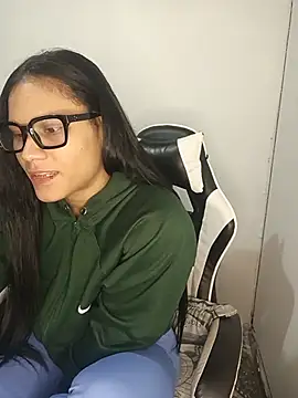 KathLovee online show from 05-26-26, 03:08