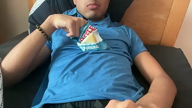 Snapshot of nickabraham chatting on 03-04-26, 04:13 nickabraham online show from 03-04-26, 04:13