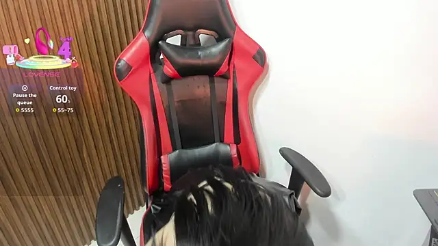 IsabellaCuteGirl online show from 07-28-26, 10:10