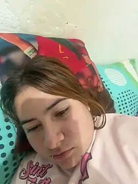 Zoe Luxxe  online show from 04-30-26, 02:07