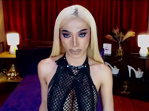 KieraLee online show from 04-30-26, 12:06