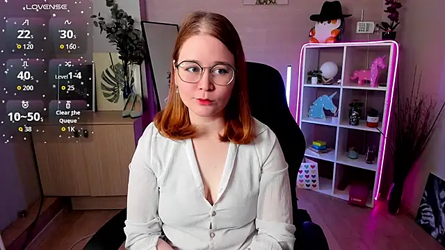 Snapshot of Anny_Twelvetrees chatting on 03-07-26, 08:44 Anny Twelvetrees online show from 03-07-26, 08:44