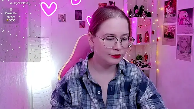 Snapshot of Anny_Twelvetrees chatting on 03-13-26, 08:32 Anny Twelvetrees online show from 03-13-26, 08:32