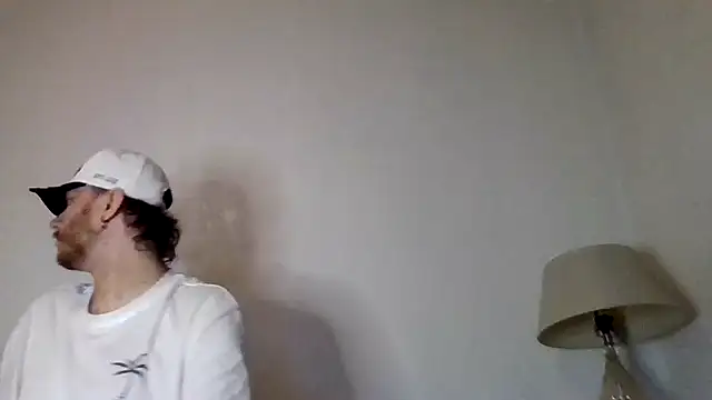 TallHungandCloudy69 online show from 04-04-26, 04:22