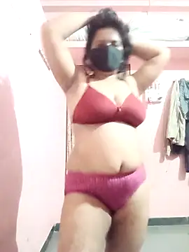 Snapshot of Miss-Dolly07 chatting on 03-12-26, 04:46 Miss-Dolly07 online show from 03-12-26, 04:46