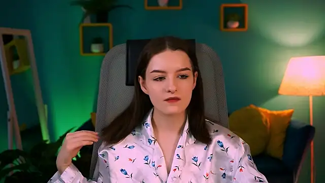 Snapshot of KellieBanshe chatting on 03-10-26, 08:08 KellieBanshe online show from 03-10-26, 08:08