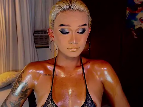 xXLustFullTransXx online show from 06-13-26, 01:36