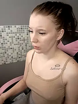 Mary Blu online show from 03-15-25, 03:51