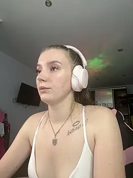 Mary Blu online show from 01-31-26, 07:11