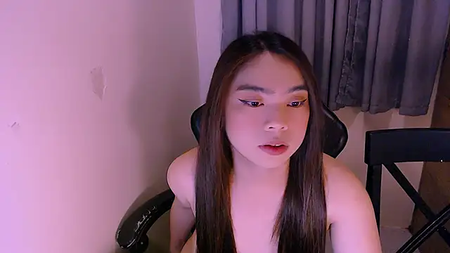 Snapshot of bigmeatcock_tifanny chatting on 03-14-26, 01:01 bigmeatcock tifanny online show from 03-14-26, 01:01