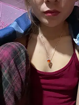 Mimi pussy online show from 06-09-26, 11:49