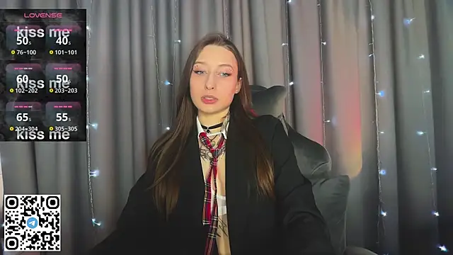 Emma Willson online show from 04-27-26, 12:58