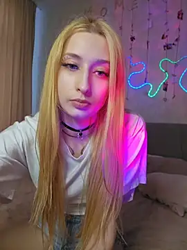 Emma Willson online show from 06-14-26, 03:25