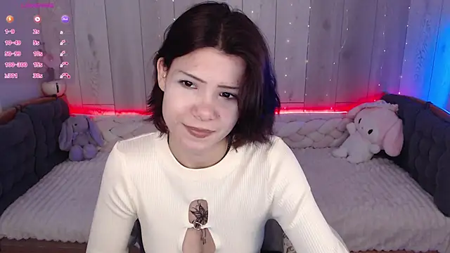 llittle-peachh online show from 05-17-26, 06:44