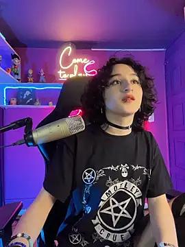 Snapshot of Velvet_C4k3 chatting on 03-05-26, 09:00 Velvet C4k3 online show from 03-05-26, 09:00