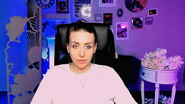 MonicaRiley online show from 03-10-26, 03:50