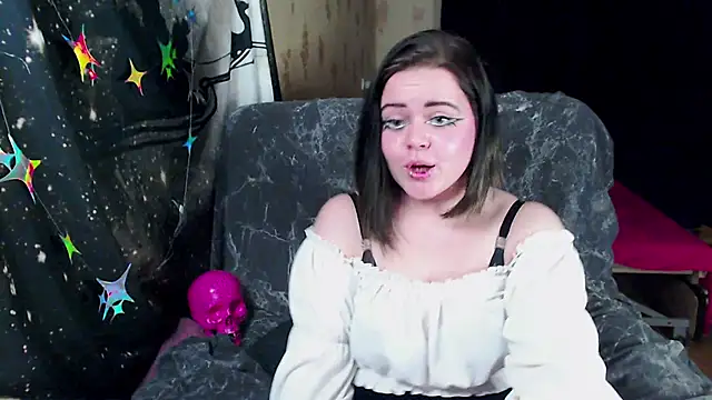  little monsterrr  online show from 03-11-26, 05:19