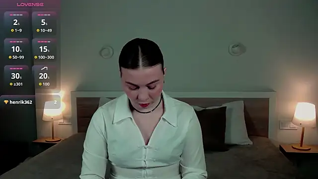 HermioneMoon online show from 03-29-26, 04:07