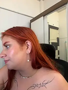 Snapshot of Emma_Q0 chatting on 03-16-26, 05:44 Emma Q0 online show from 03-16-26, 05:44