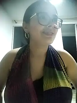 pregnant kitten01 online show from 03-08-26, 12:08