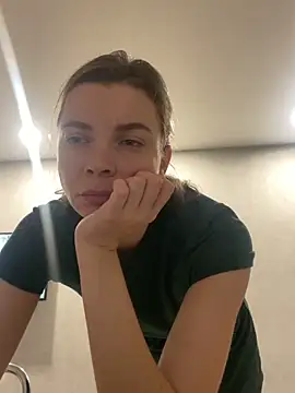 Luna2547 online show from 03-07-26, 10:29