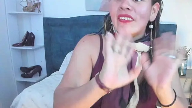 Snapshot of KiaraXMilf chatting on 03-07-26, 07:44 KiaraXMilf online show from 03-07-26, 07:44