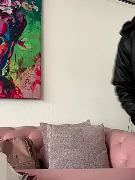 Baby Pink Love online show from 04-29-26, 03:05