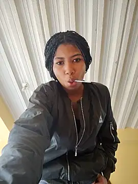 Snapshot of Yire_ chatting on 03-07-26, 05:10 Yire online show from 03-07-26, 05:10