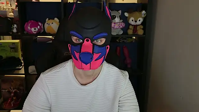 Snapshot of MellPUP chatting on 04-15-26, 12:56 MellPUP online show from 04-15-26, 12:56