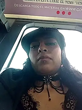 Snapshot of jaade_doll chatting on 03-10-26, 01:16 jaade doll online show from 03-10-26, 01:16